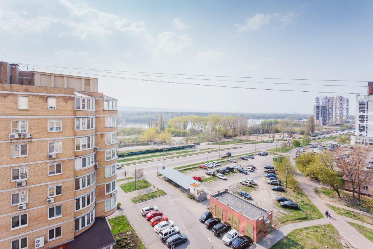 Апартаменты Возле Мвц Kijów Zewnętrze zdjęcie